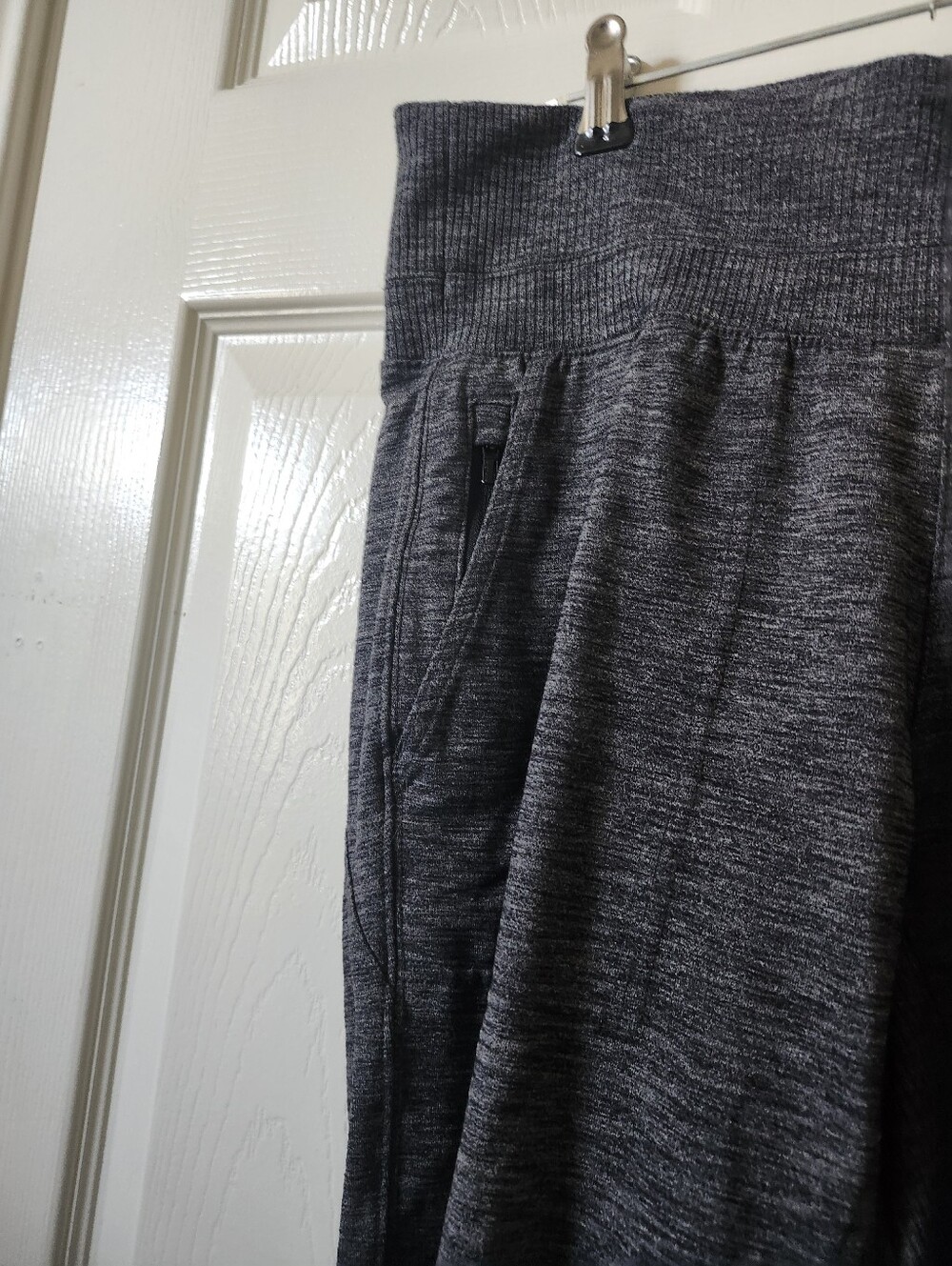 Athleta The Venice Jogger - Dark Heather Gray Jogger Track Pants SP - Picture 9 of 12